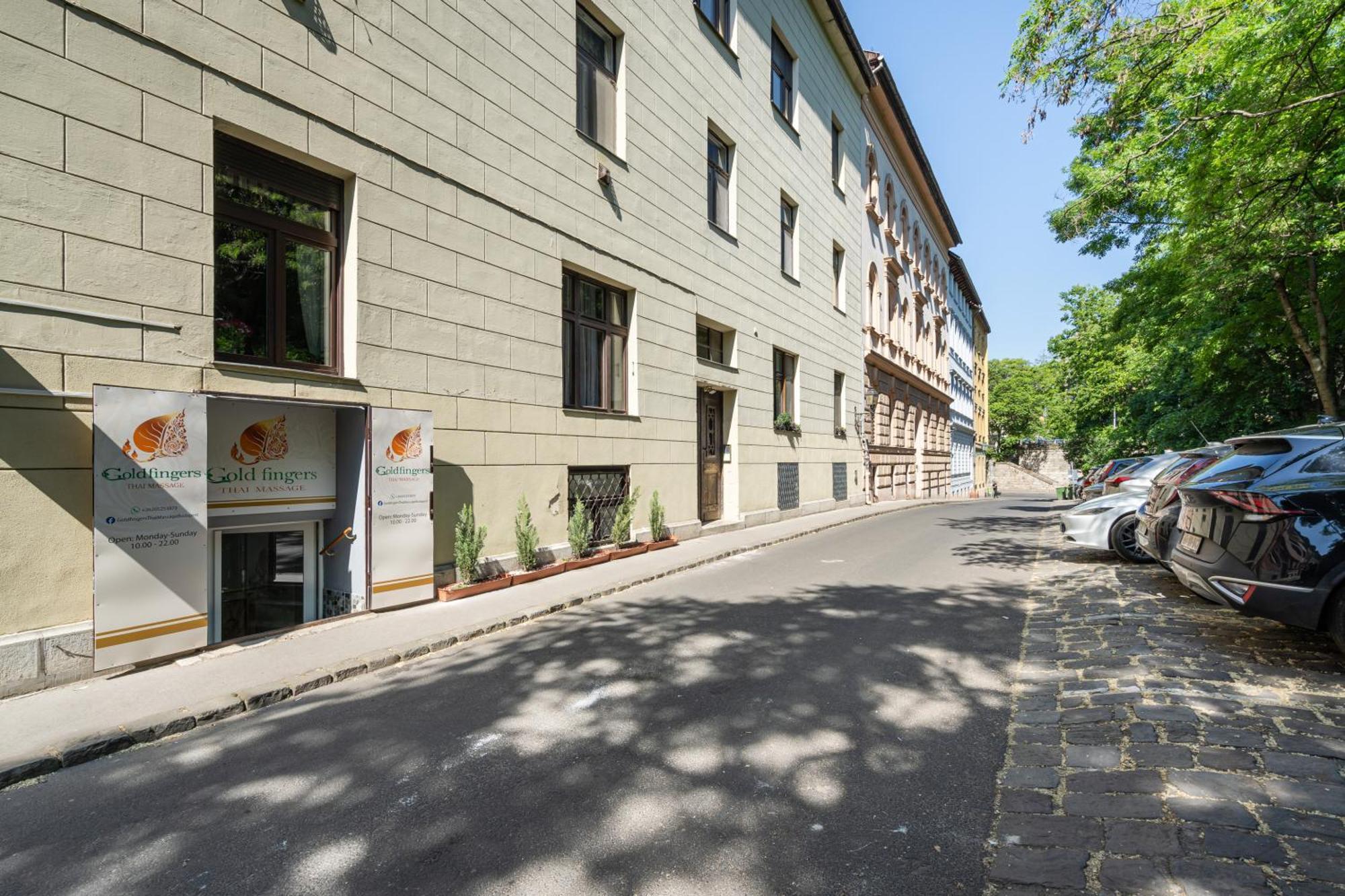 Castle Chainbridge Apartment Budapest Luaran gambar